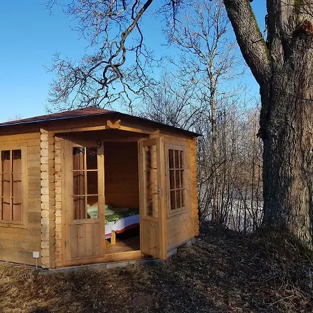 Tatil parkı Soomaa Water Camp Jõesuu