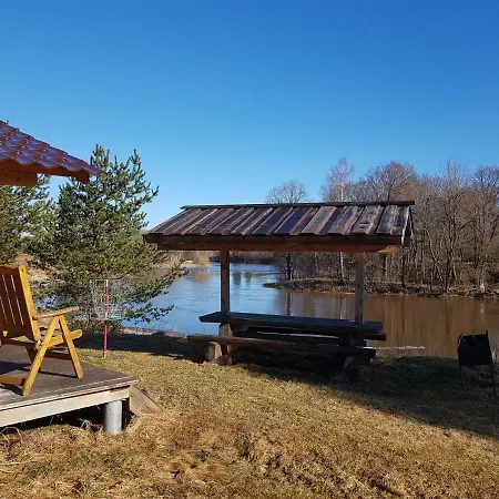 Tatil parkı Soomaa Water Camp *