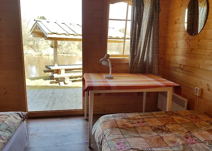 Soomaa Water Camp * Jõesuu